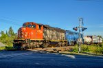 CN 4795 leads 579 through Saint Leonard